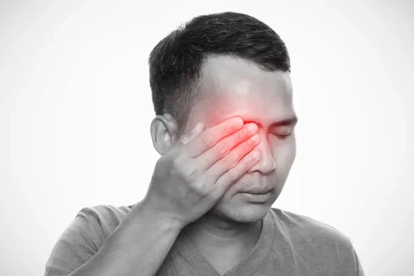 Self-Care Tips for Migraine 9 migraine eye pain